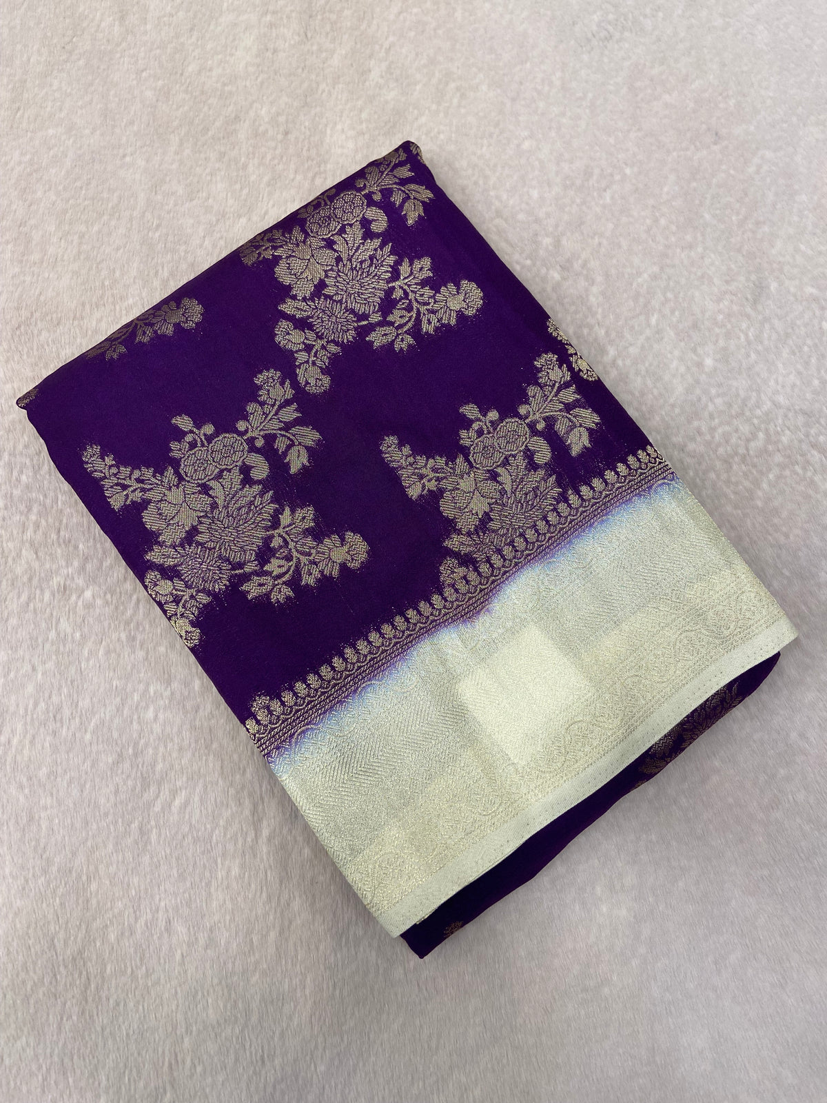 Semi Crush Georgette Saree