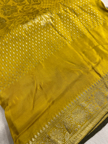 Pure Chinnon Saree✨