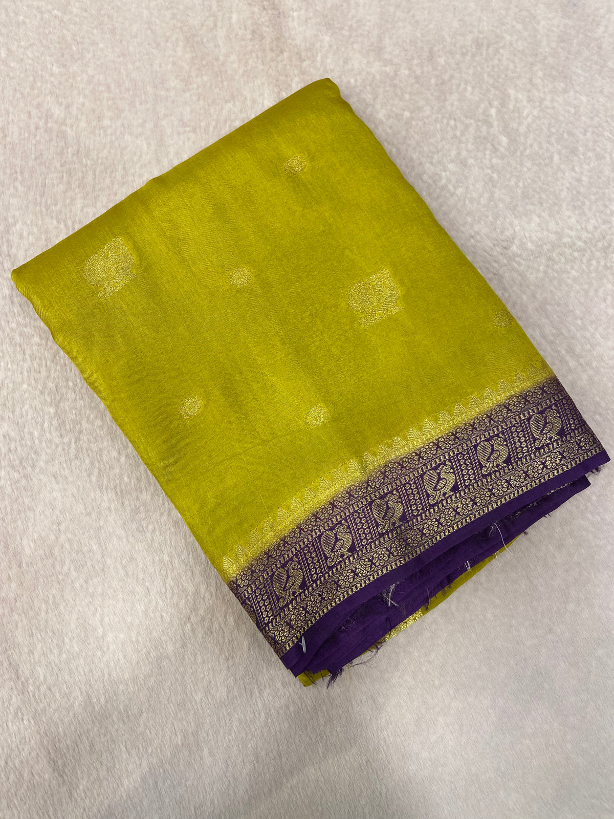 Premium Viscose Crepe Saree✨