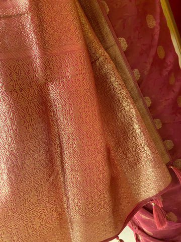Banarasi Crepe Silk Saree💫