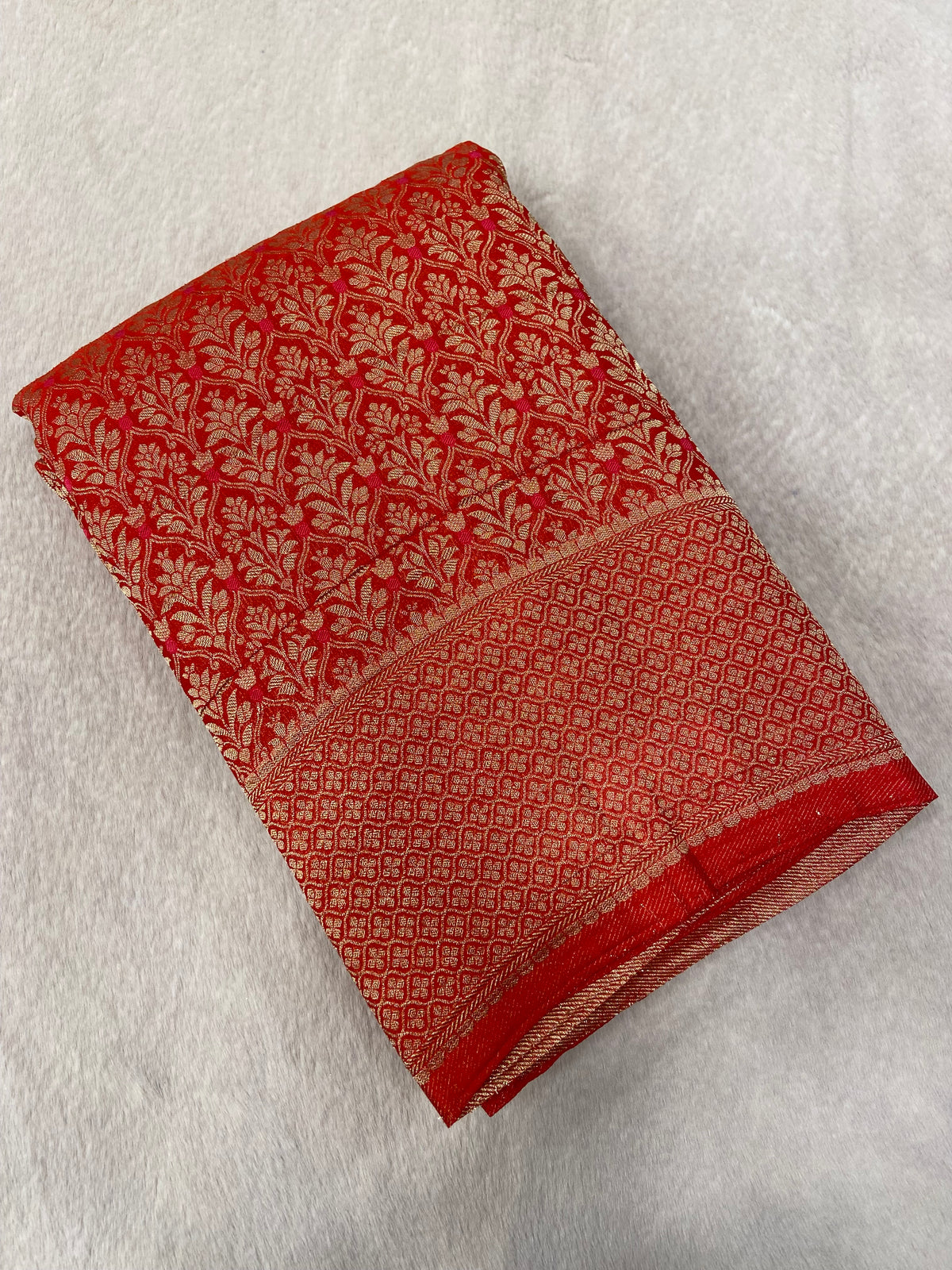 Premium Crush Georgette Saree
