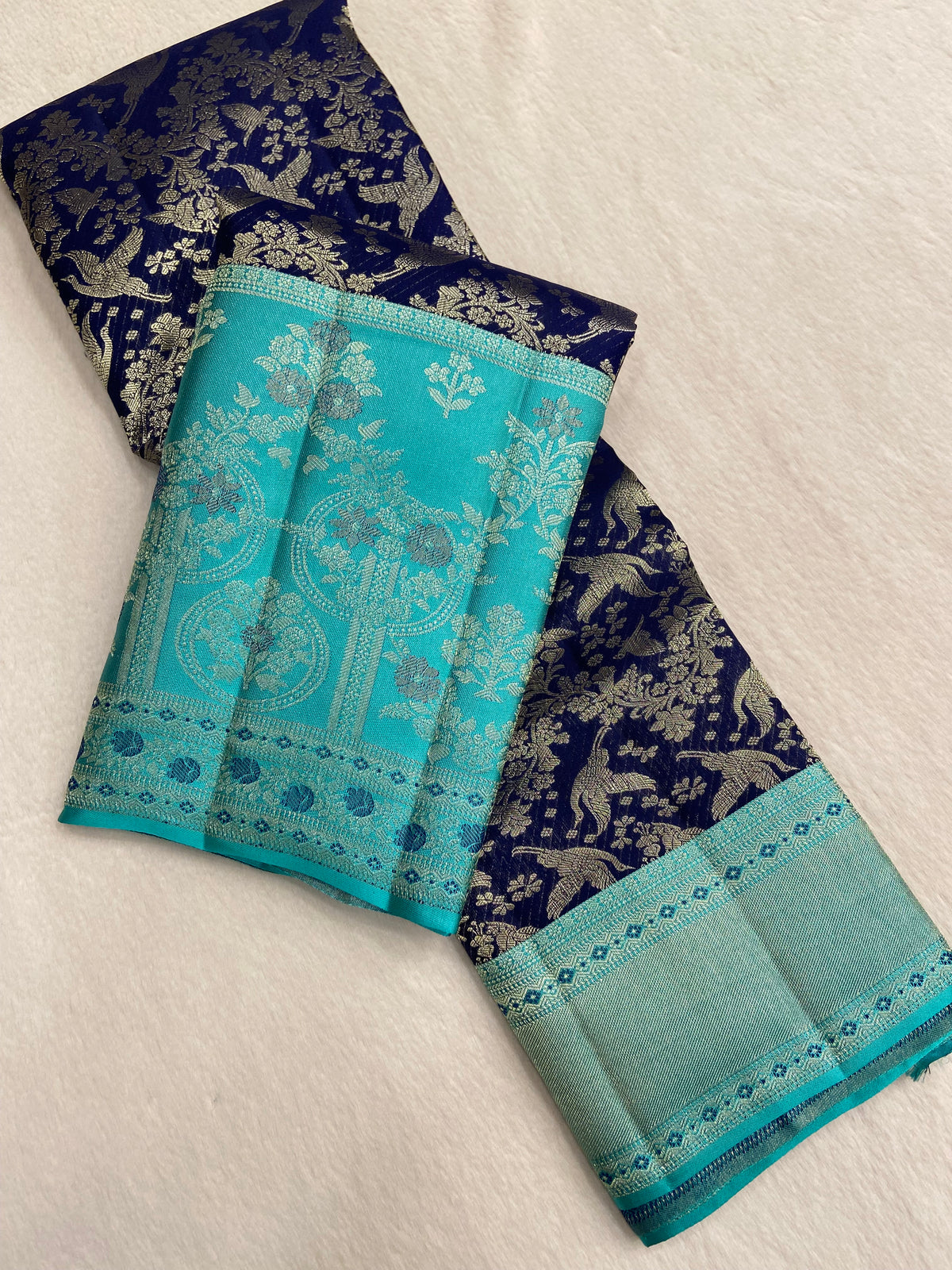 Pure Zari Handloom Kanjeevaram Silk Mark Certified Saree