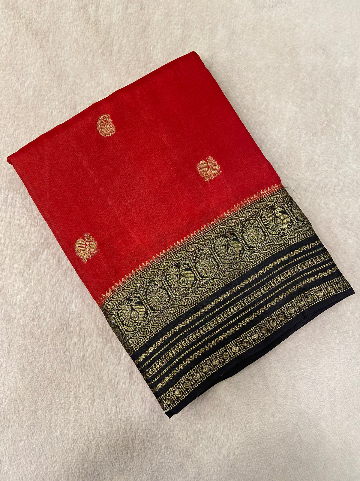 Premium Viscose Crepe Saree