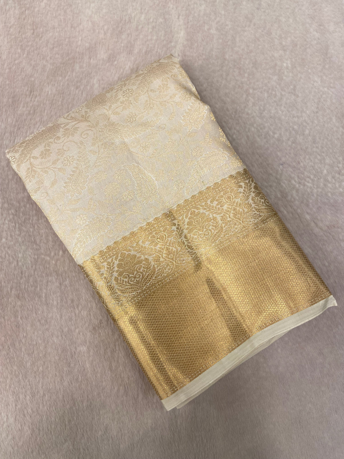 Pure Handloom Kanjeevaram Silk Mark Certified Saree