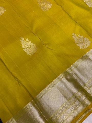 Pure 1G zari handloom Kanjeevaram silk mark certified saree