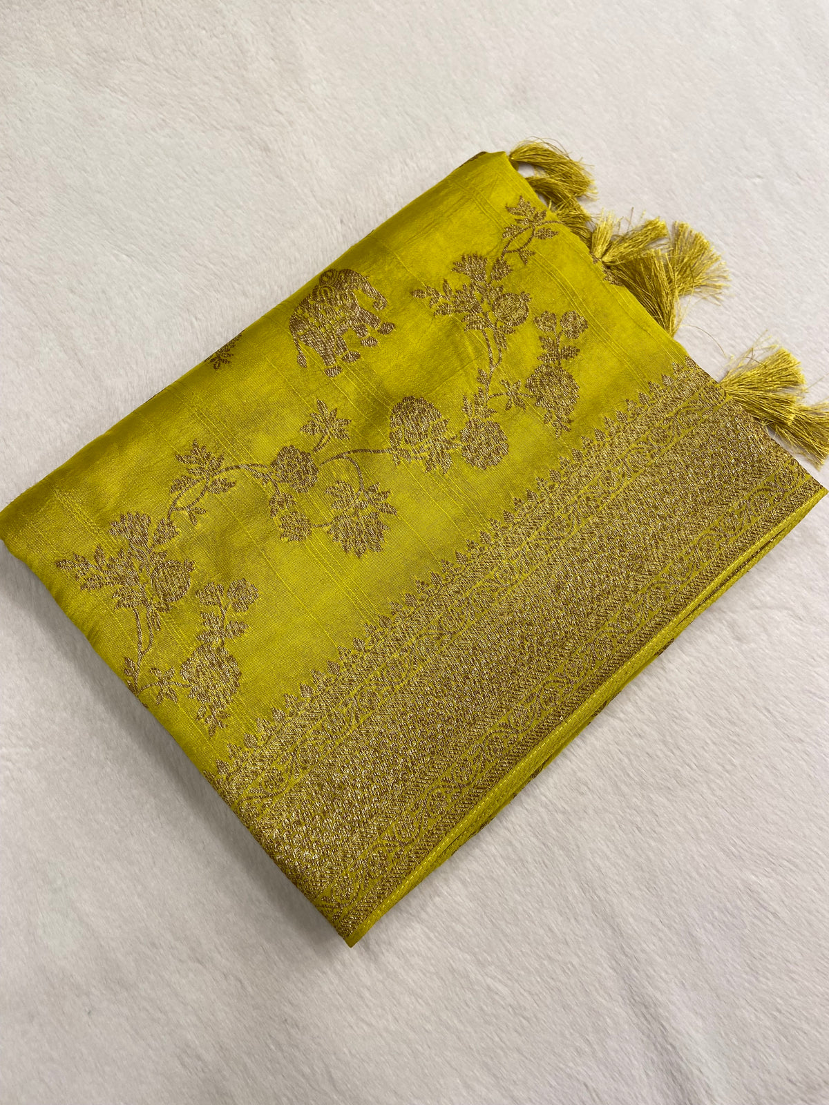 Premium Raw Mango Silk Saree✨