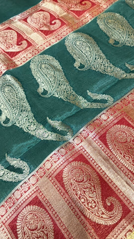 Premium viscose 3d design crepe silk saree