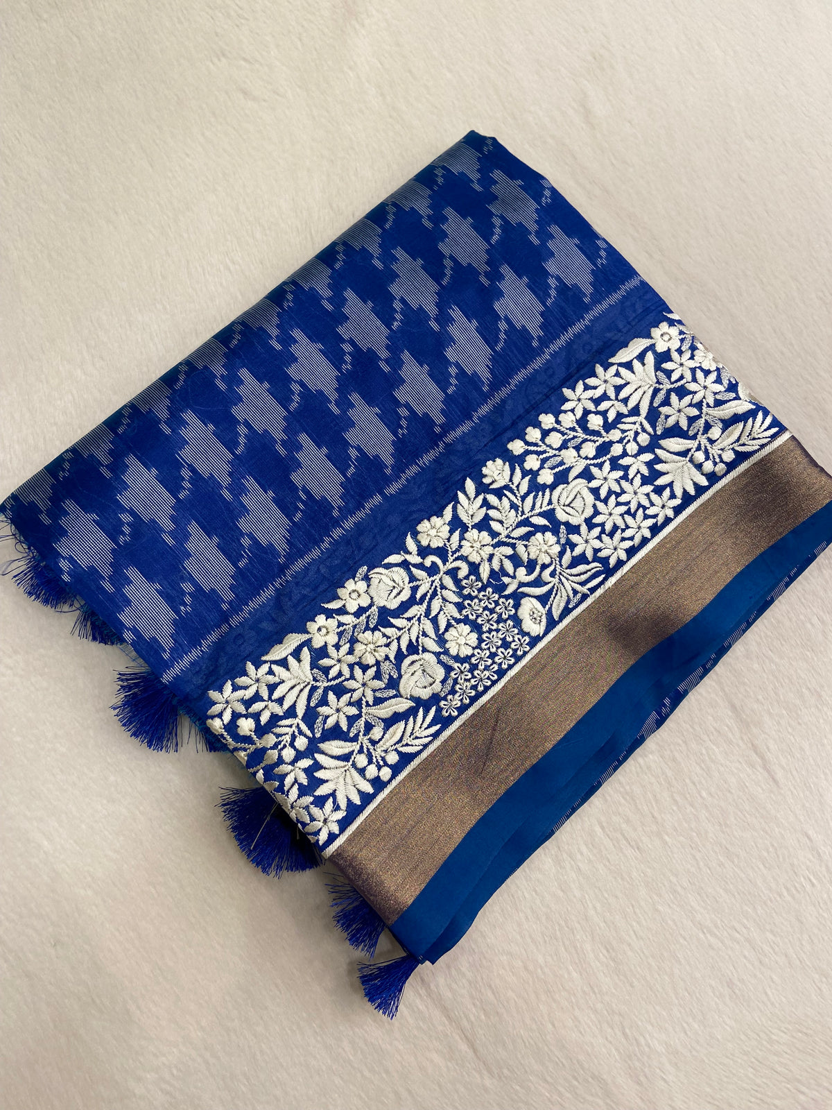 Raw mango silk saree