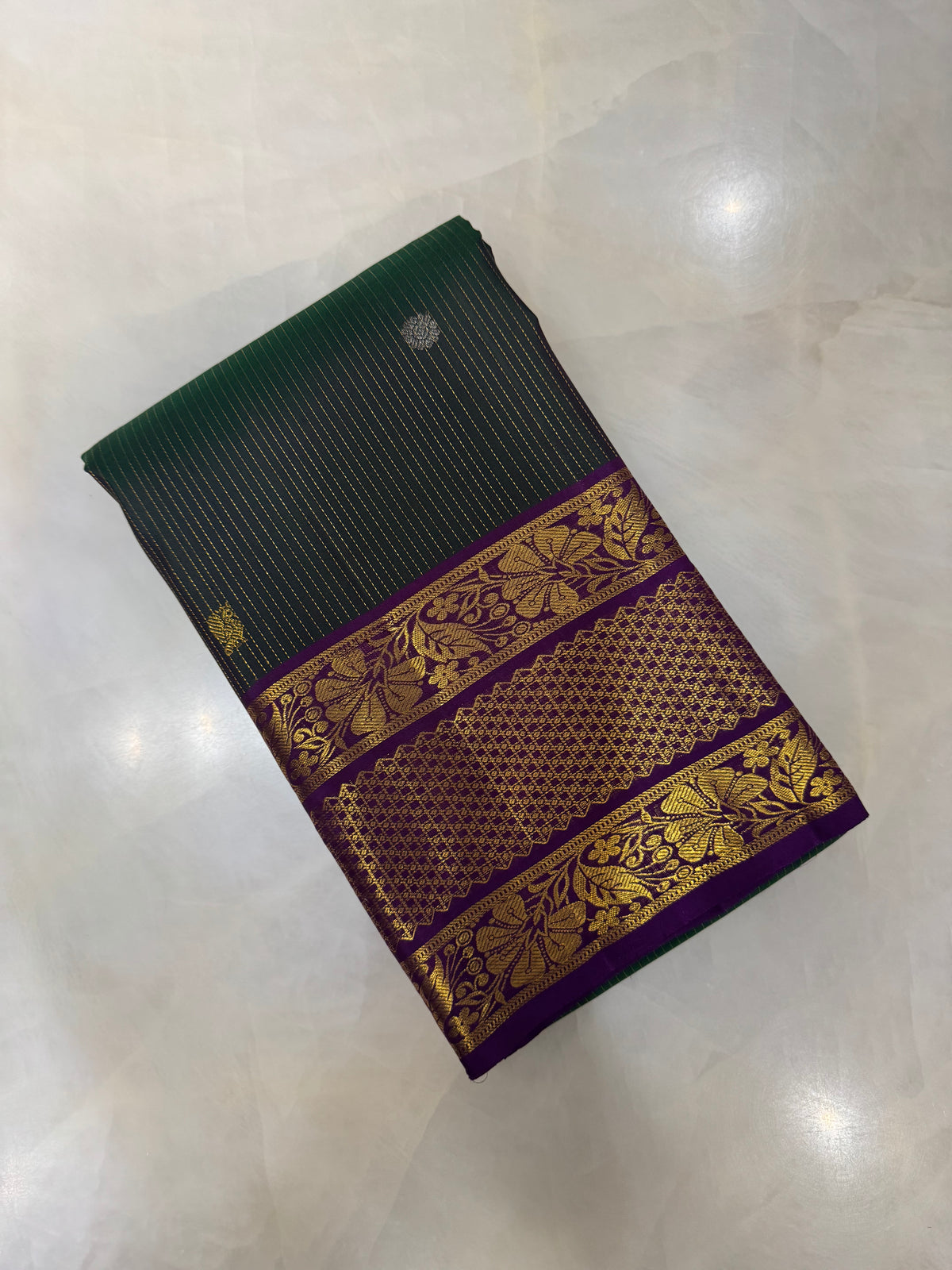 Pure 1G zari handloom Kanjeevaram silk mark certified saree