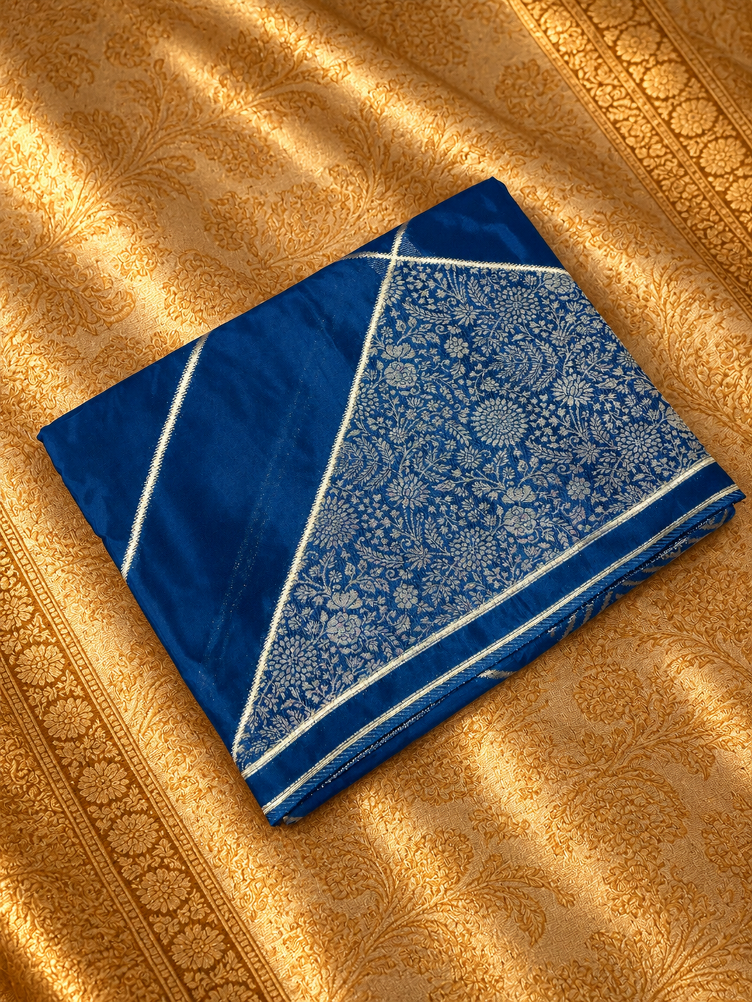 Pure Chinnon Crepe Saree - 902790