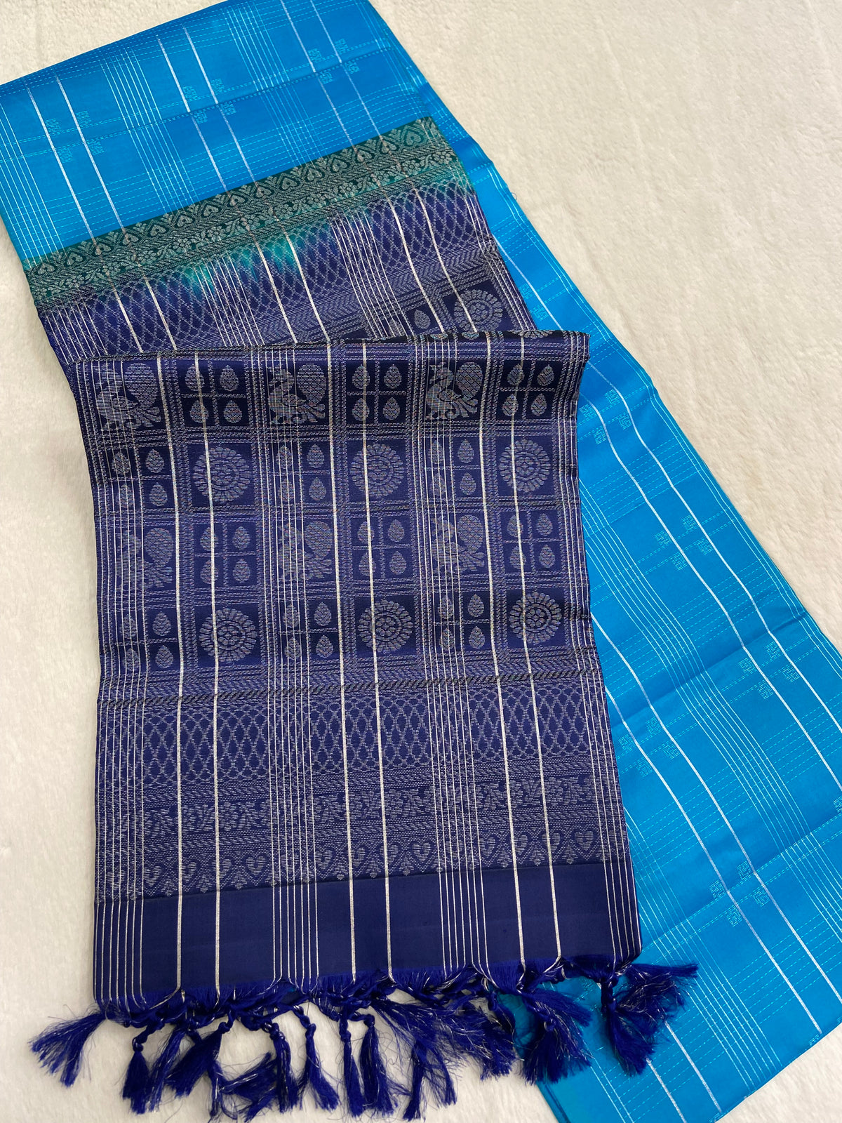 Pure Handloom Kanjeevaram Soft Silk Mark Certified Saree