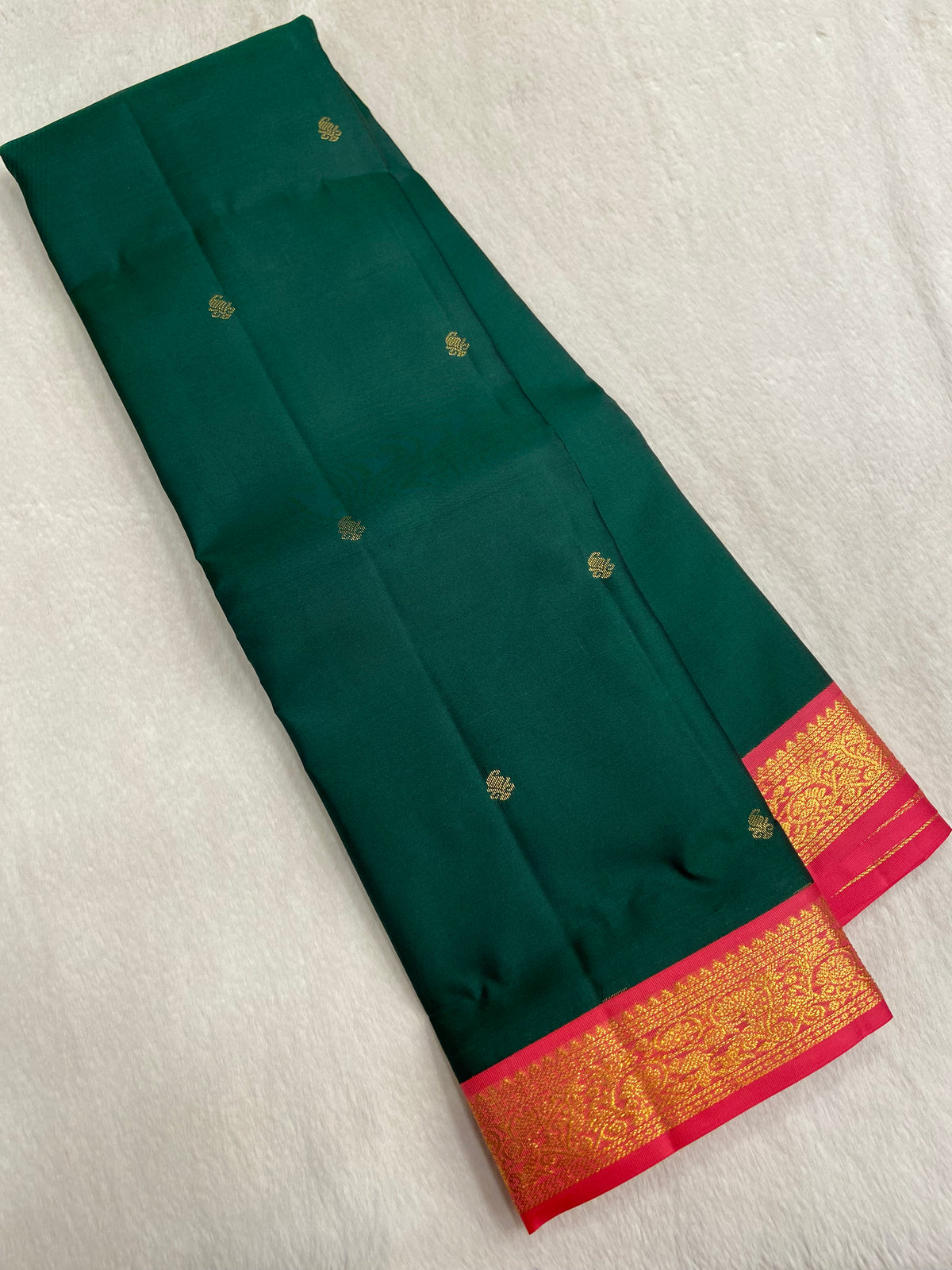 Pure zari handloom Kanjeevaram silk mark certified saree