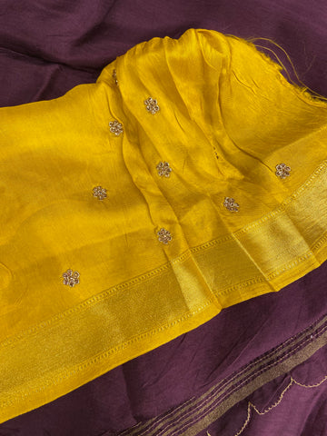 Premium organza saree