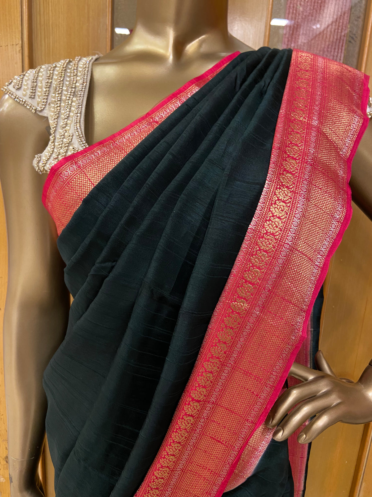 Premium semi Kolkata crepe silk saree✨