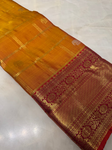 Pure 1G zari handloom Kanjeevaram silk mark certified saree
