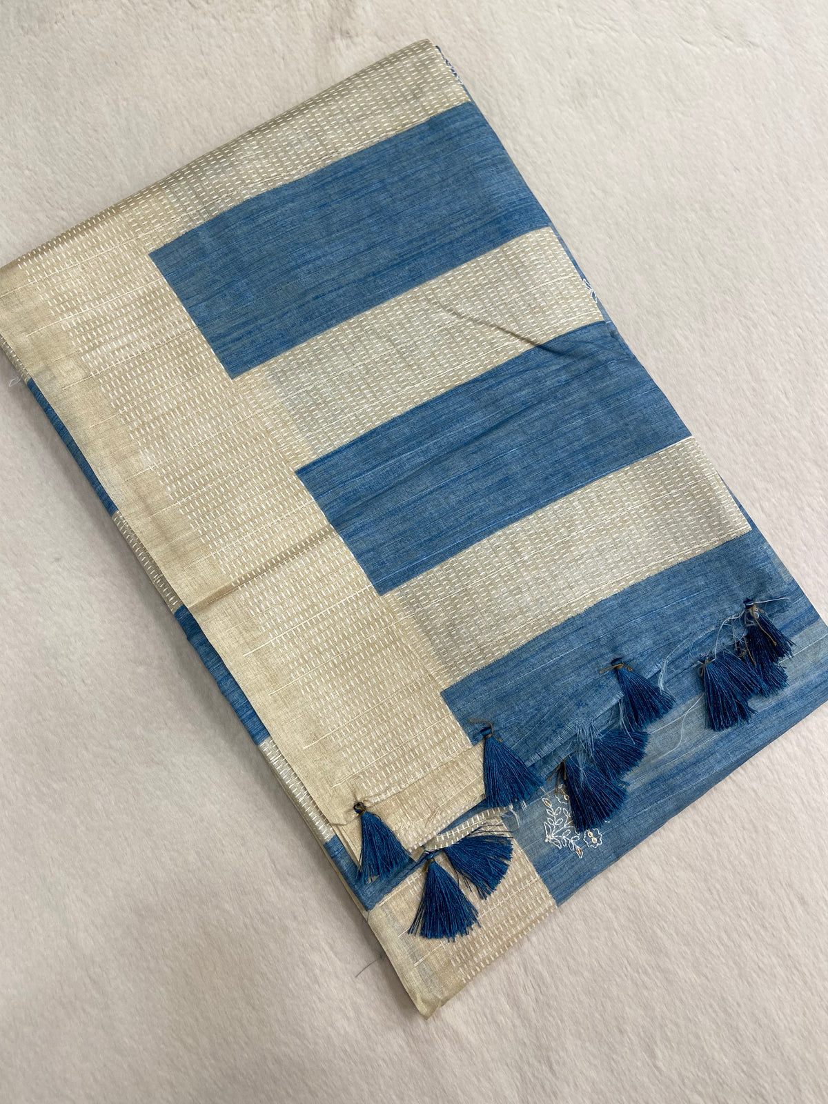 Premium Butter Silk Saree With Appliqué Zari