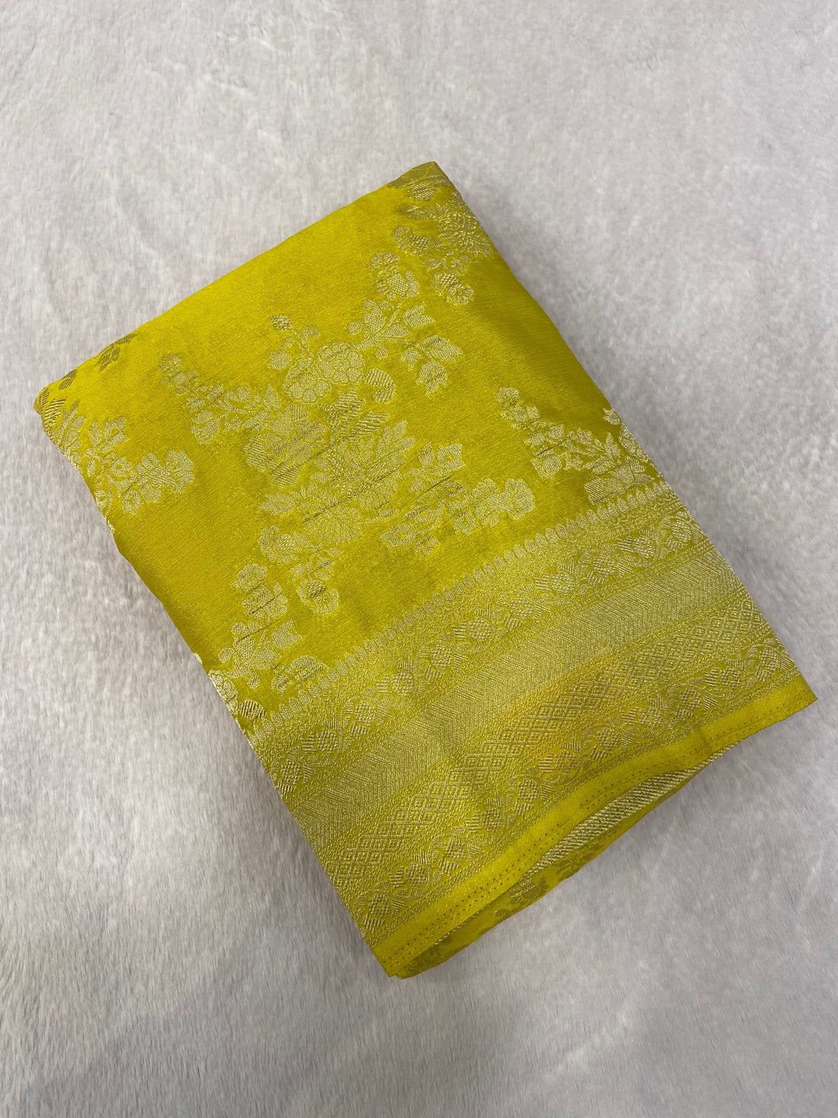 Premium Crush Georgette Saree