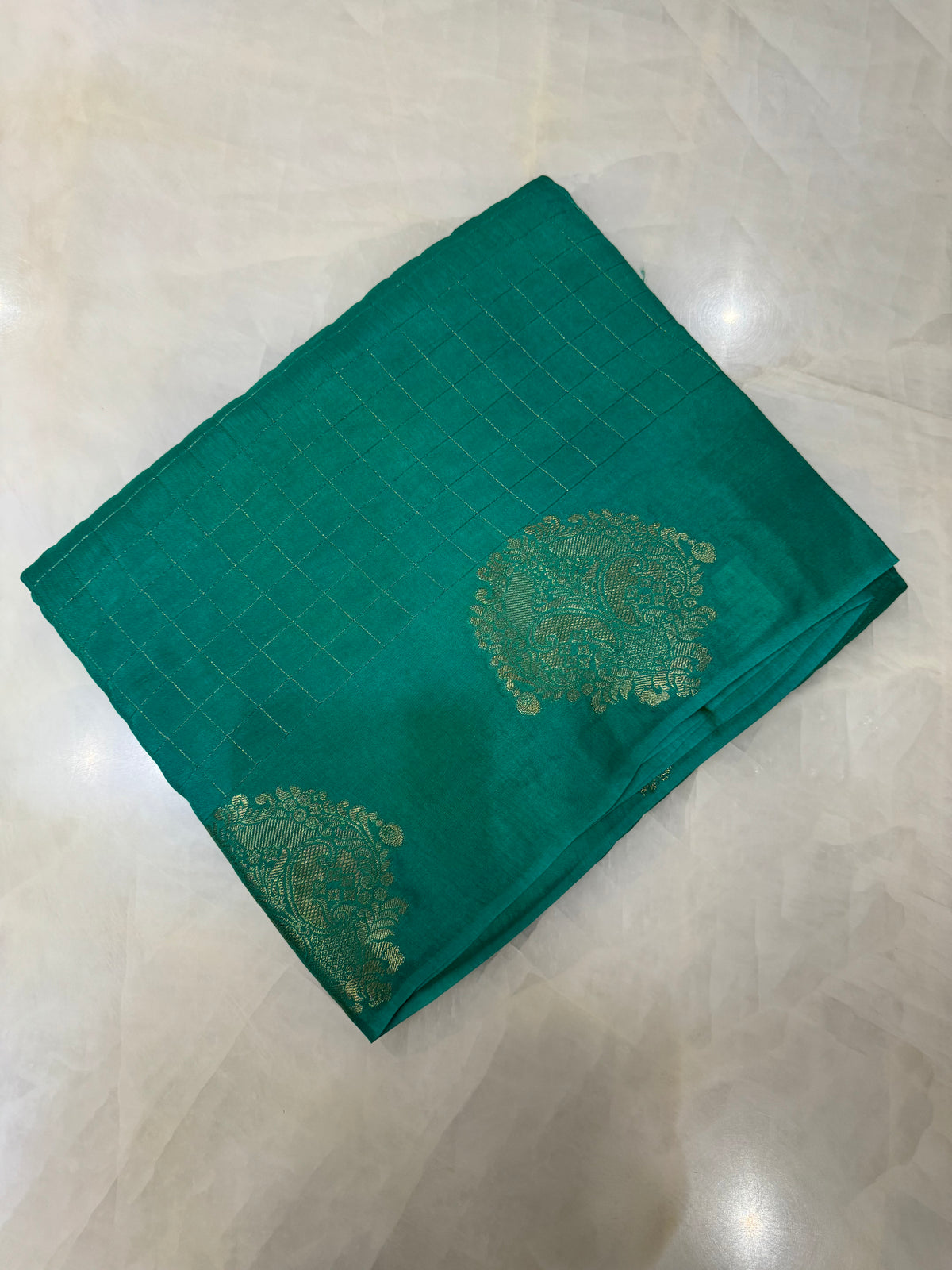 Premium Semi Kolkata Crepe Silk Saree (Distemper green)
