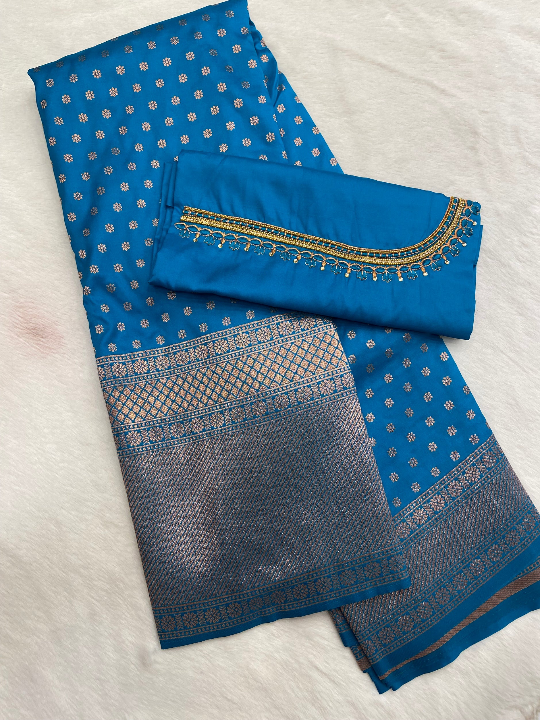 Kanchi Vegan Silk Saree With Contrast Blouse and Rich Jari Pallu