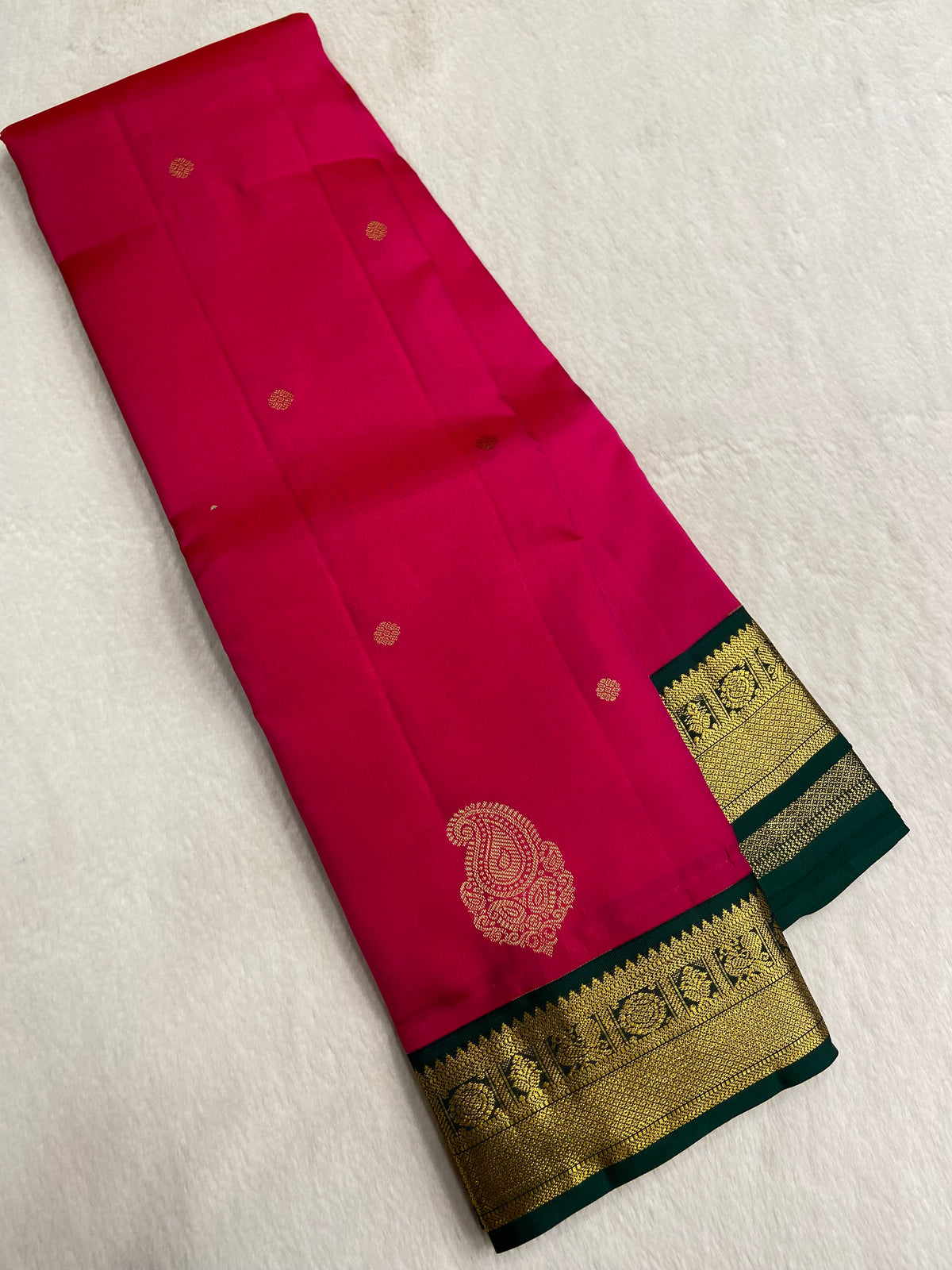 Pure Zari handloom Kanjeevaram silk mark certified saree