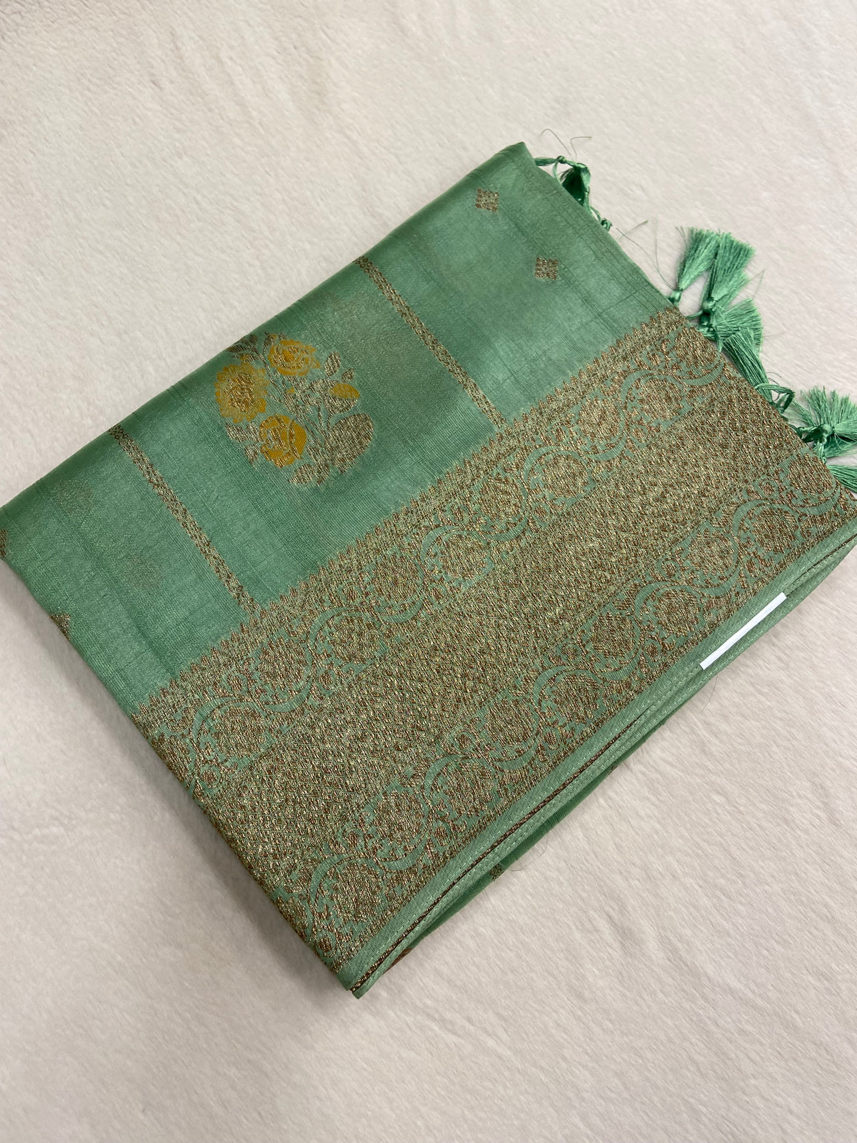 Premium Raw Mango Silk Saree✨