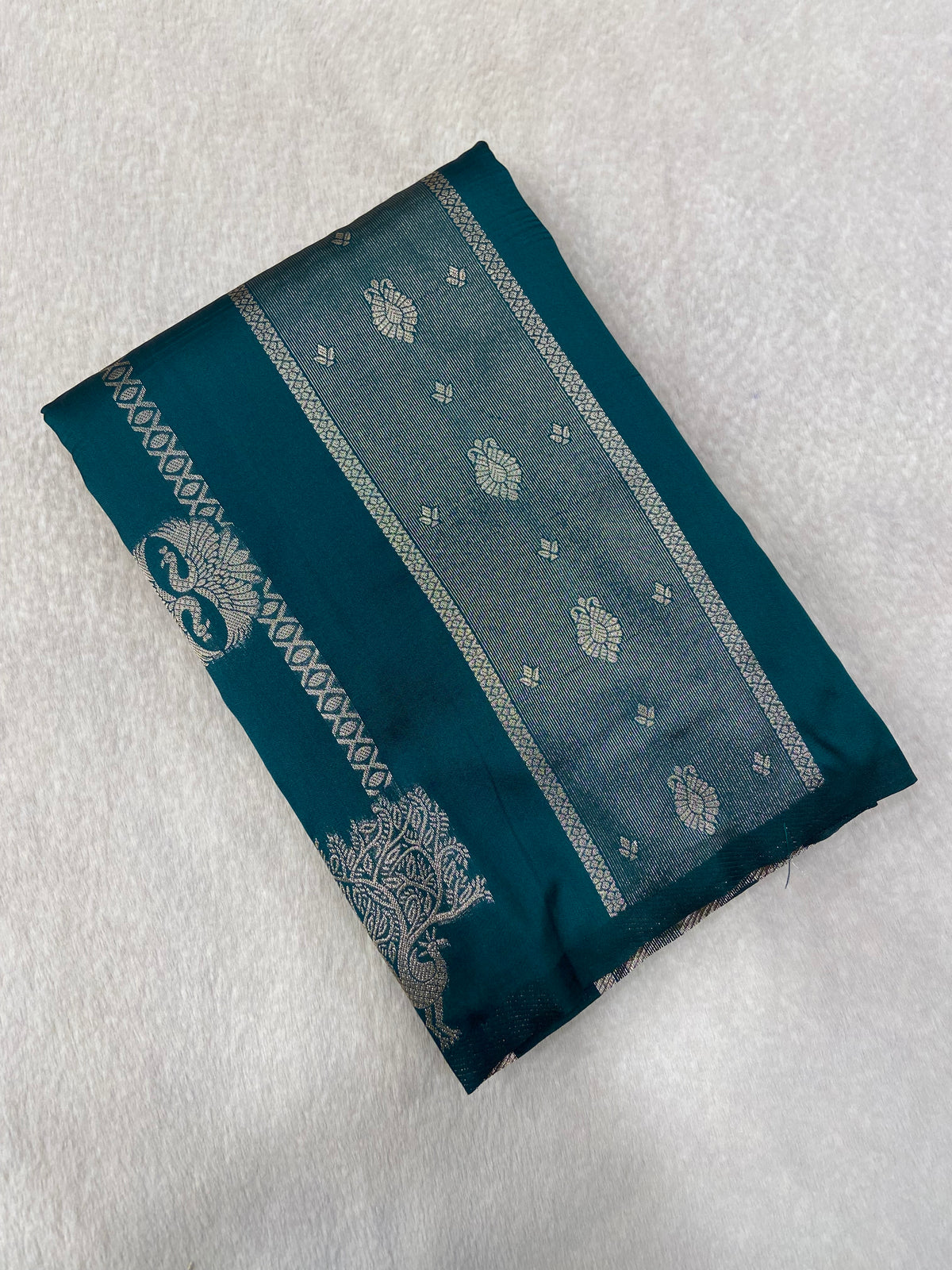 Semi Kanchipuram Silk Saree🦚
