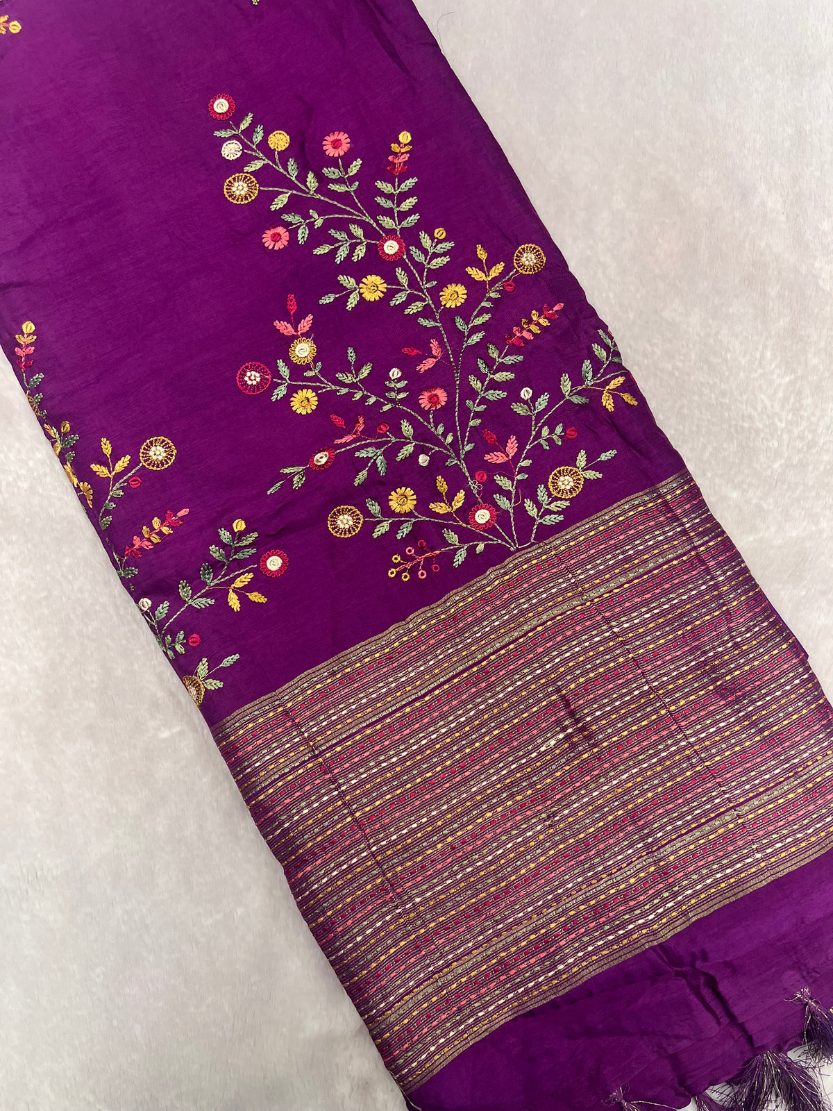 Premium Chanderi With Kaatha Work Saree ✨