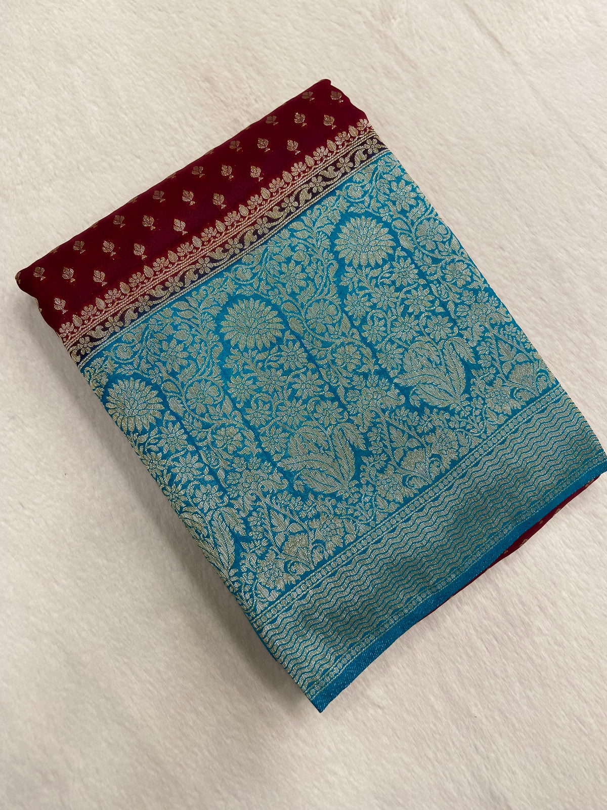 Semi Khaddi Georgette Saree ✨