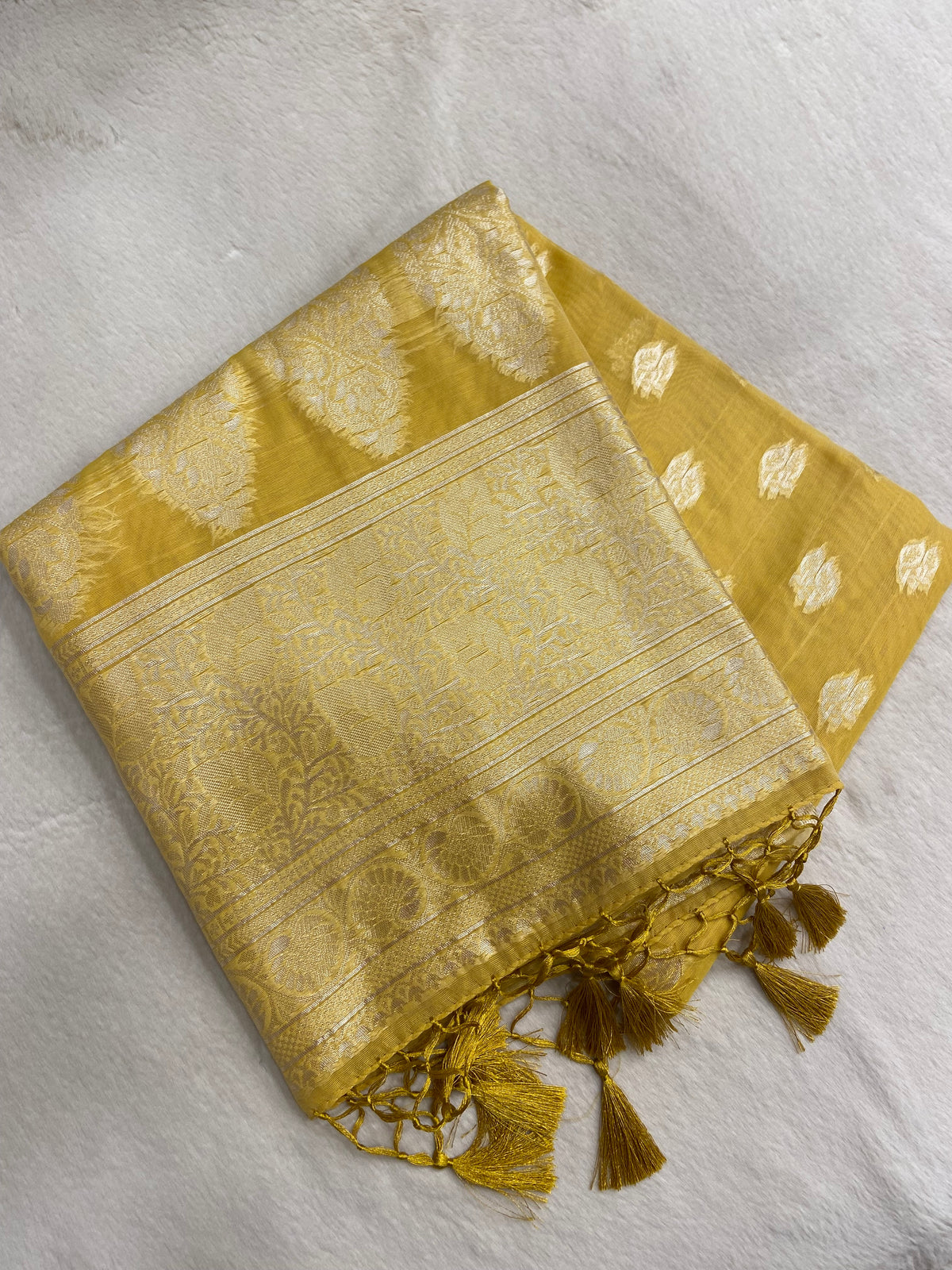 Premium Soft Organza Saree