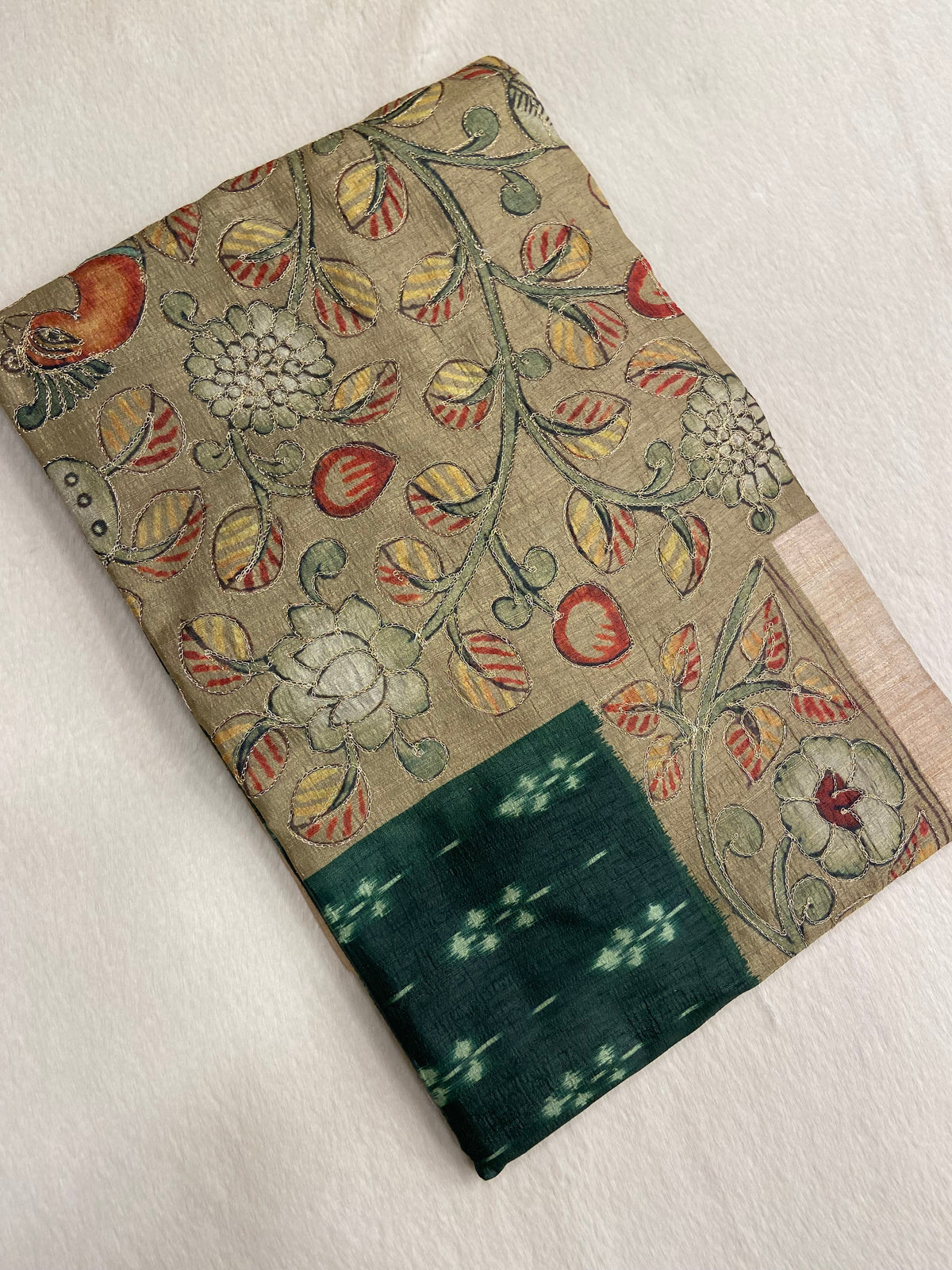 Premium Butter Silk Saree With Appliqué Zari🌿