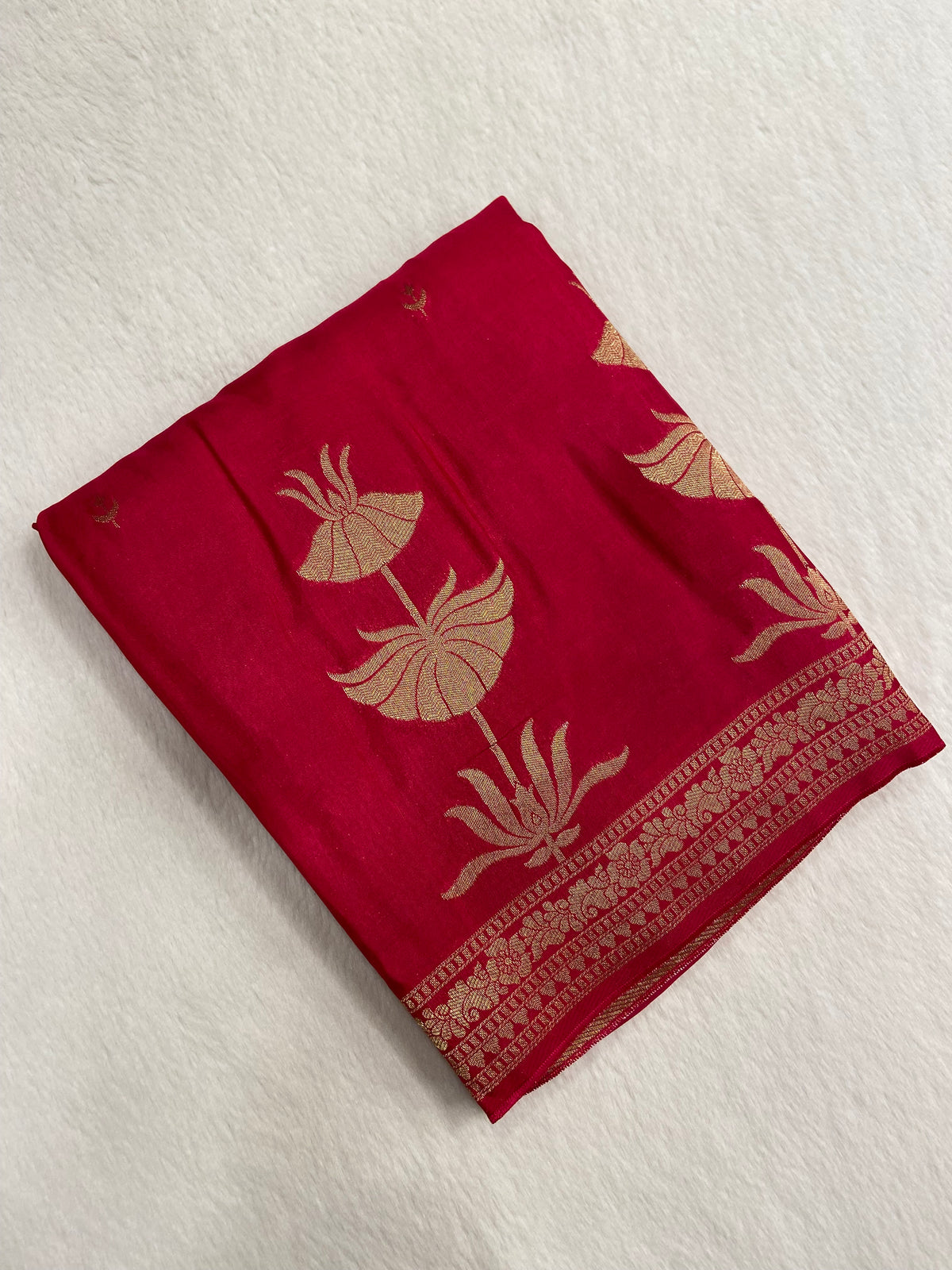 Russian Crepe Silk Saree 🩷