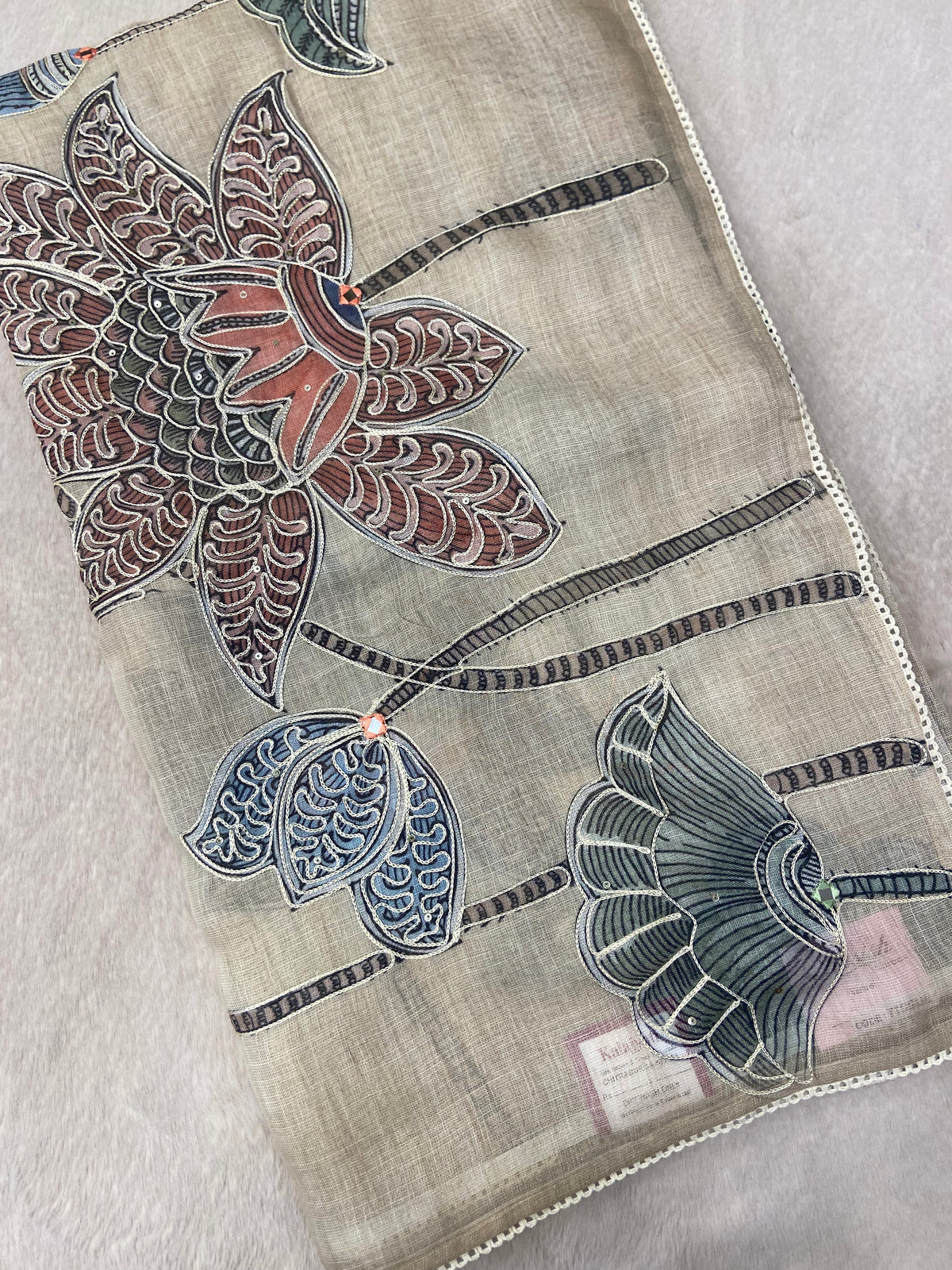 Premium Linen Tissue Saree With Applique Work