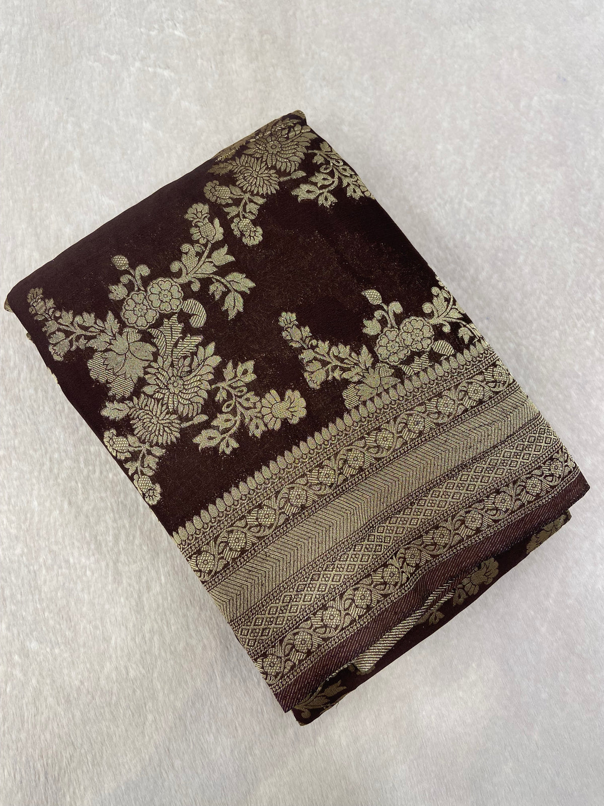 Premium Crush Georgette Saree