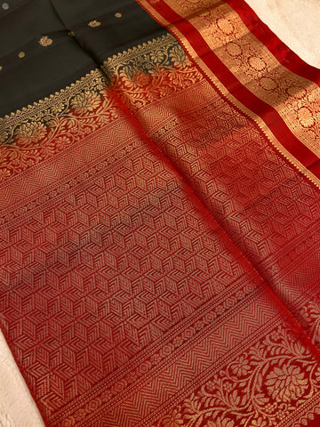 Pure Handloom Kanjeevaram Soft Silk Mark Certified Saree