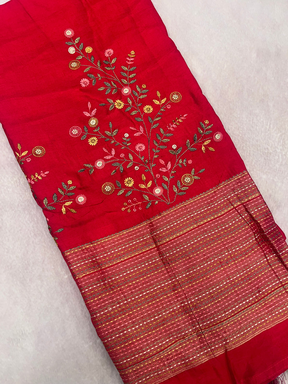 Premium Chanderi With Kaatha Work Saree ✨