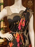 Premium Russian Silk Saree with Scalloped border - 901242