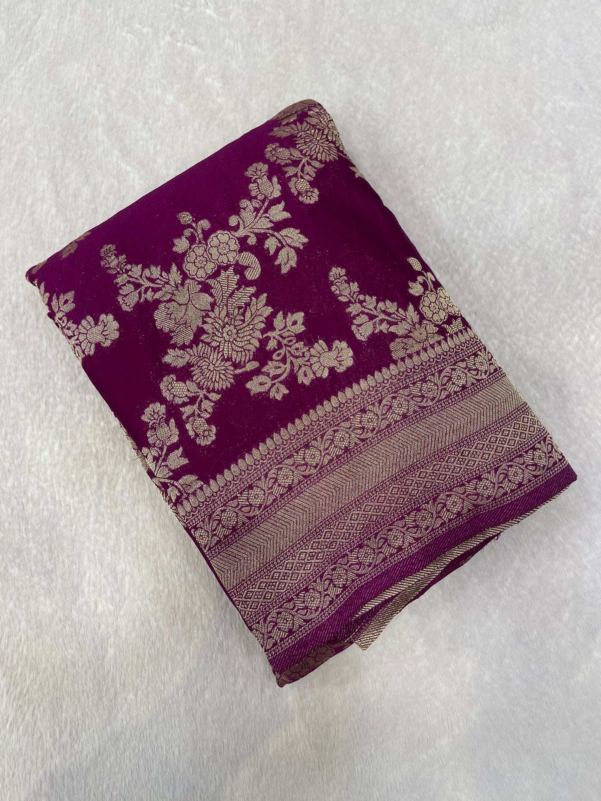 Premium Crush Georgette Saree💜