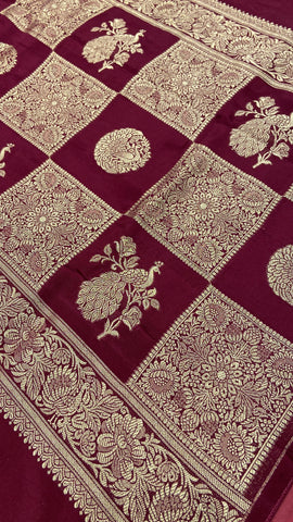 Premium Russian Silk Saree🦚