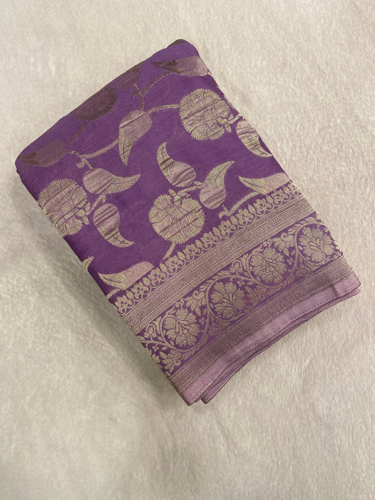 Premium Crush Georgette Saree (Lilac)