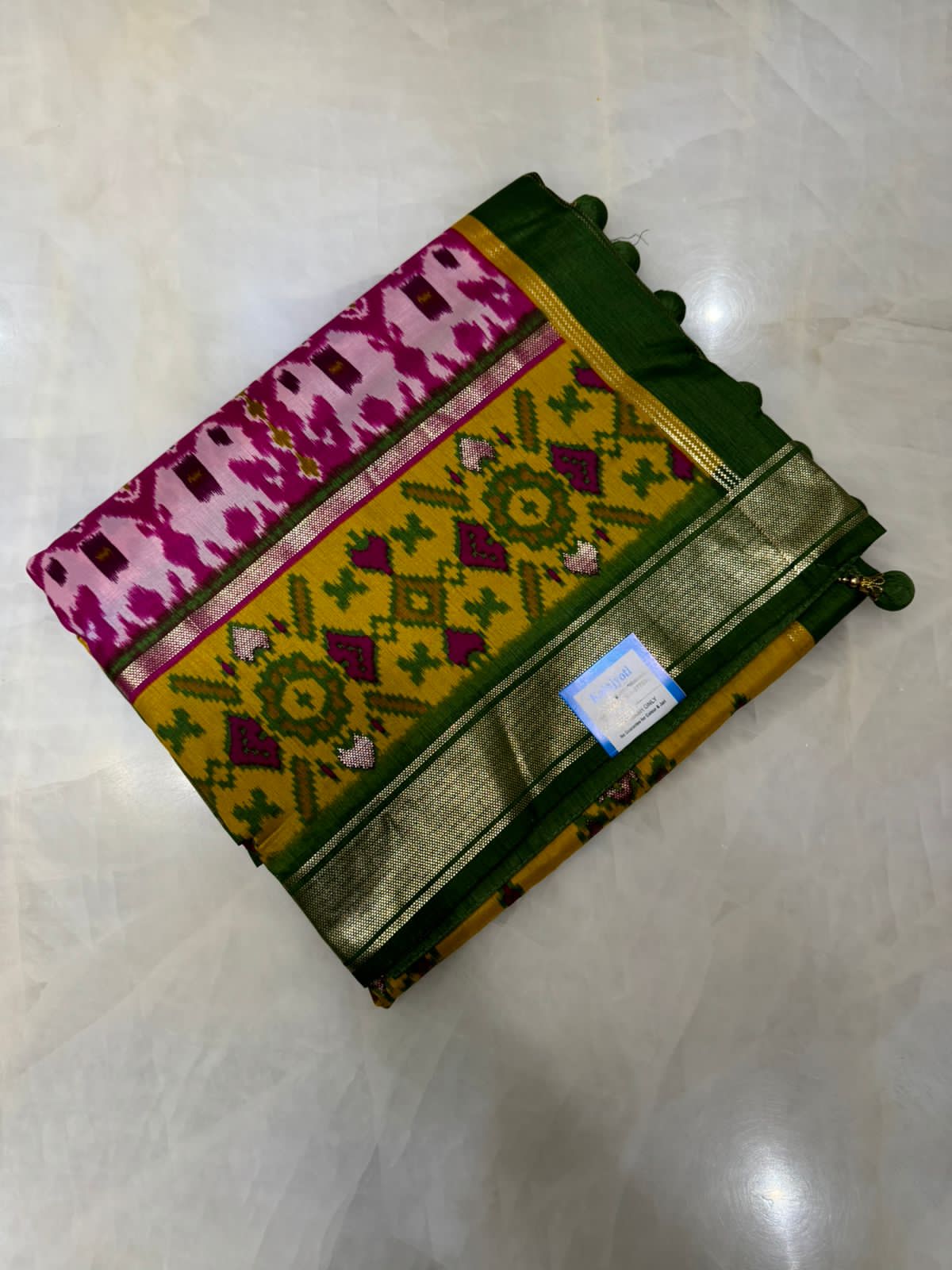 Nandi Patola Saree