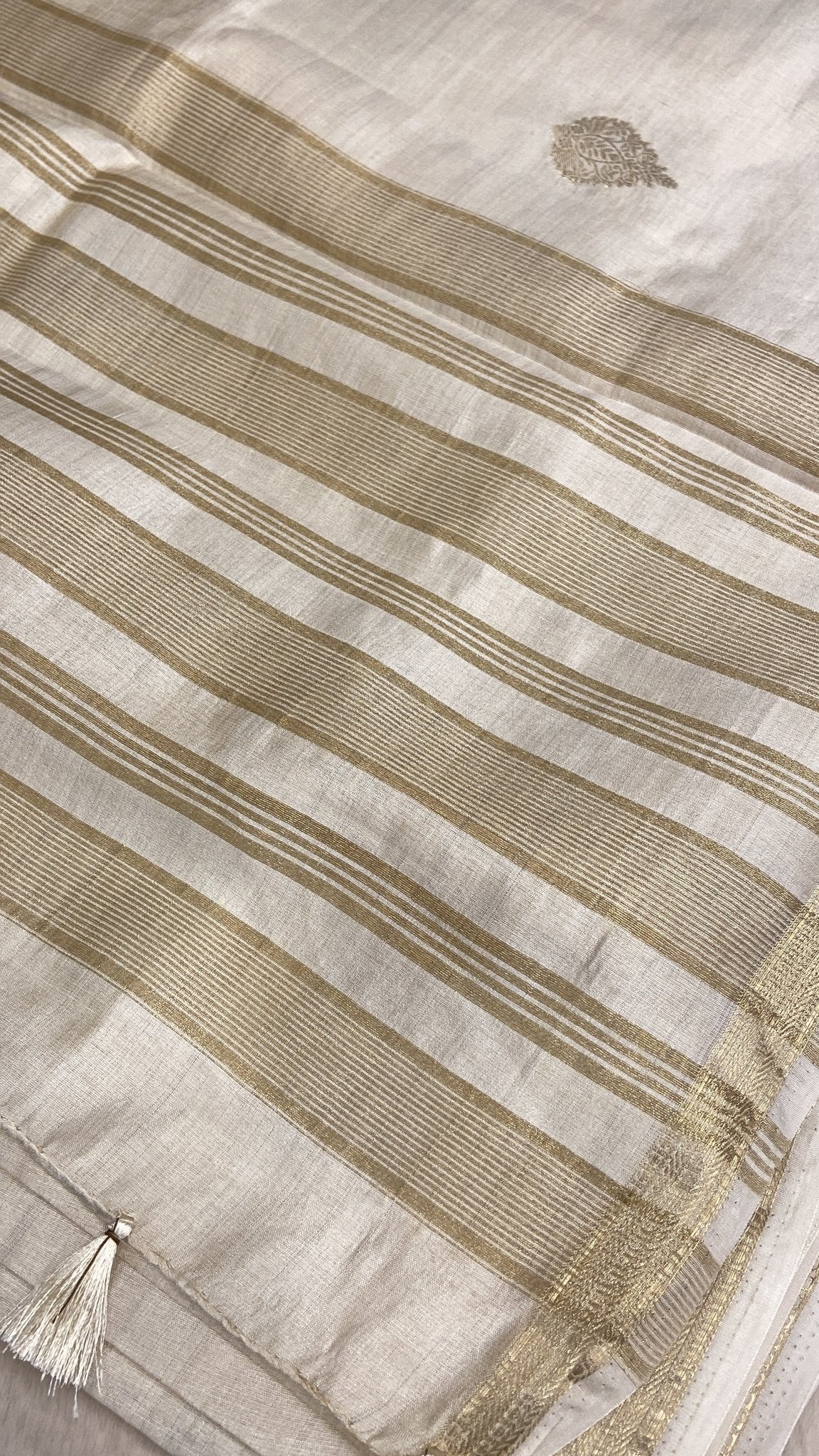 Butter Crepe Silk Saree - Kanjeevaram Silk Mandir