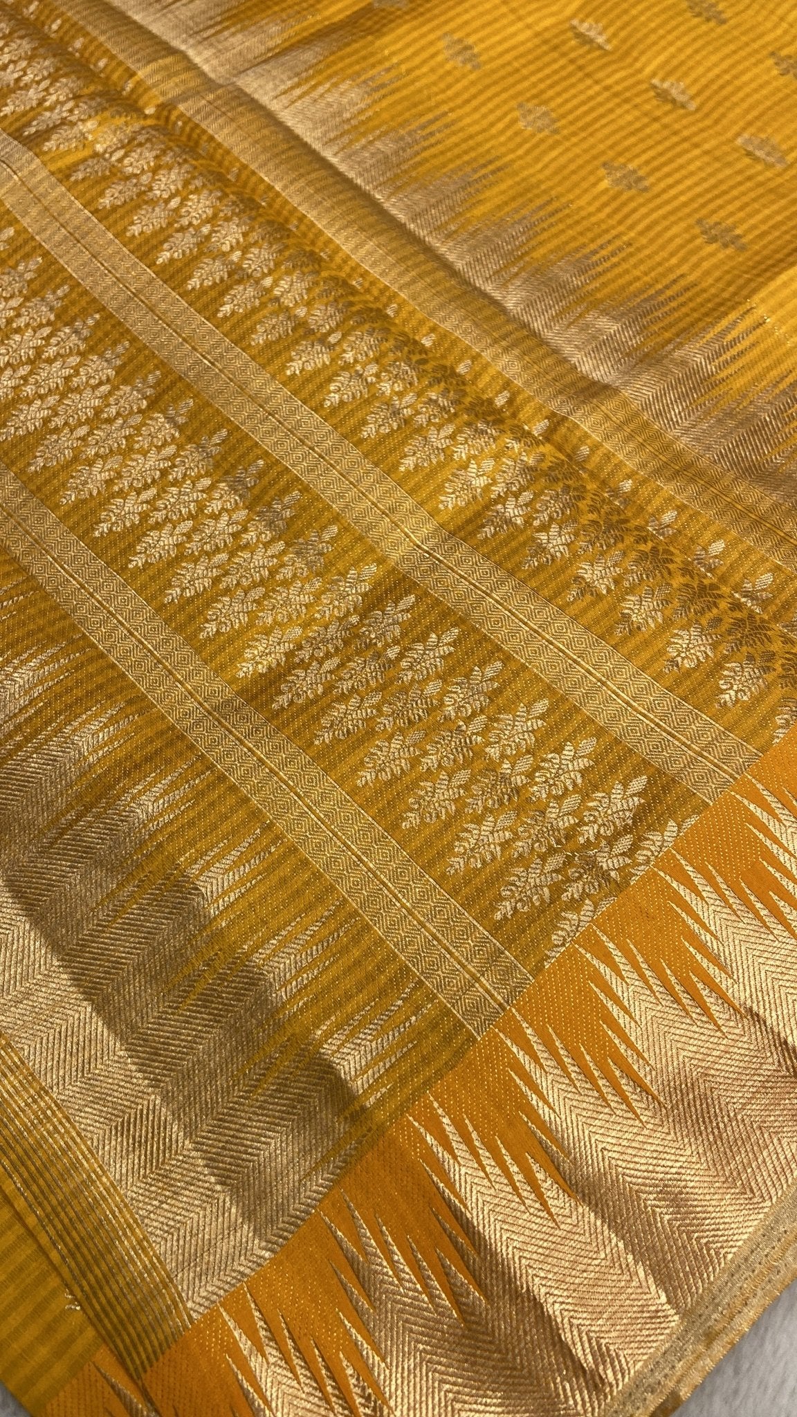 Butter Crepe Silk Saree - Kanjeevaram Silk Mandir