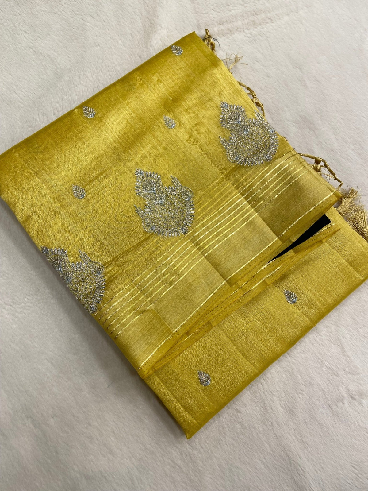 Butter silk saree - Kanjeevaram Silk Mandir