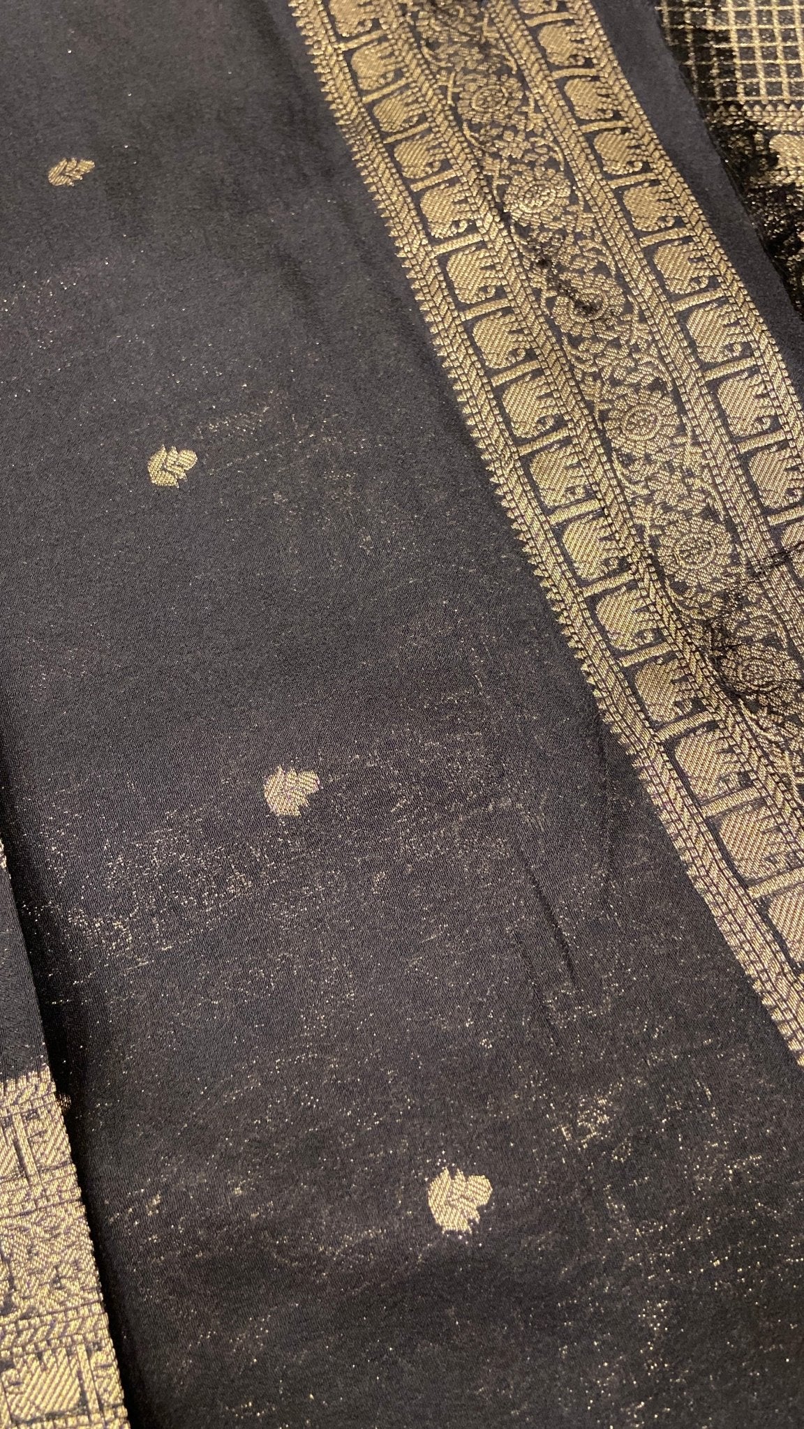 Malaai Crepe Silk Saree - Kanjeevaram Silk Mandir