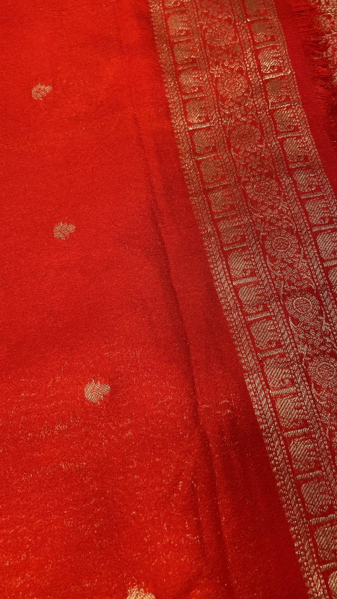Malaai Crepe Silk Saree - Kanjeevaram Silk Mandir