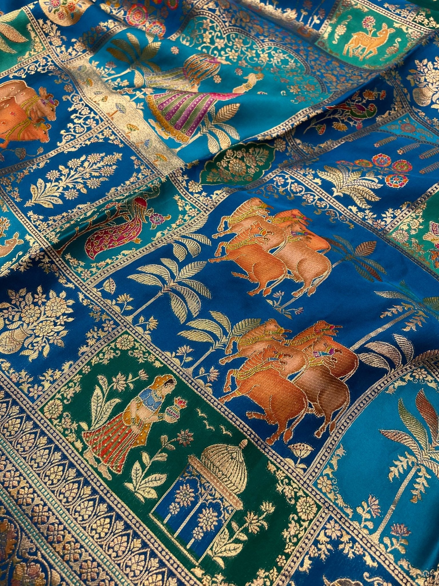 Premium Banarasi Crepe Kalamkari Saree - Kanjeevaram Silk Mandir