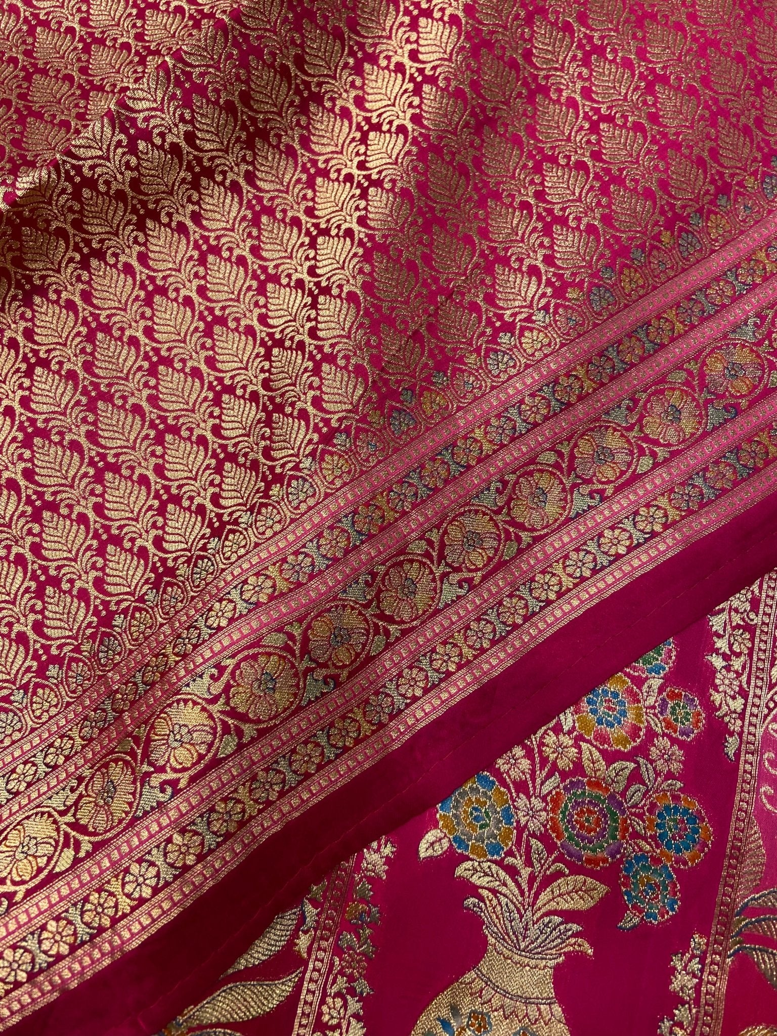 Premium Banarasi Crepe Kalamkari Saree - Kanjeevaram Silk Mandir