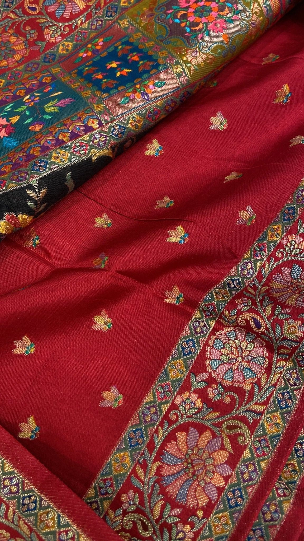 Premium Banarasi Crepe Position Print Saree🖤 - Kanjeevaram Silk Mandir