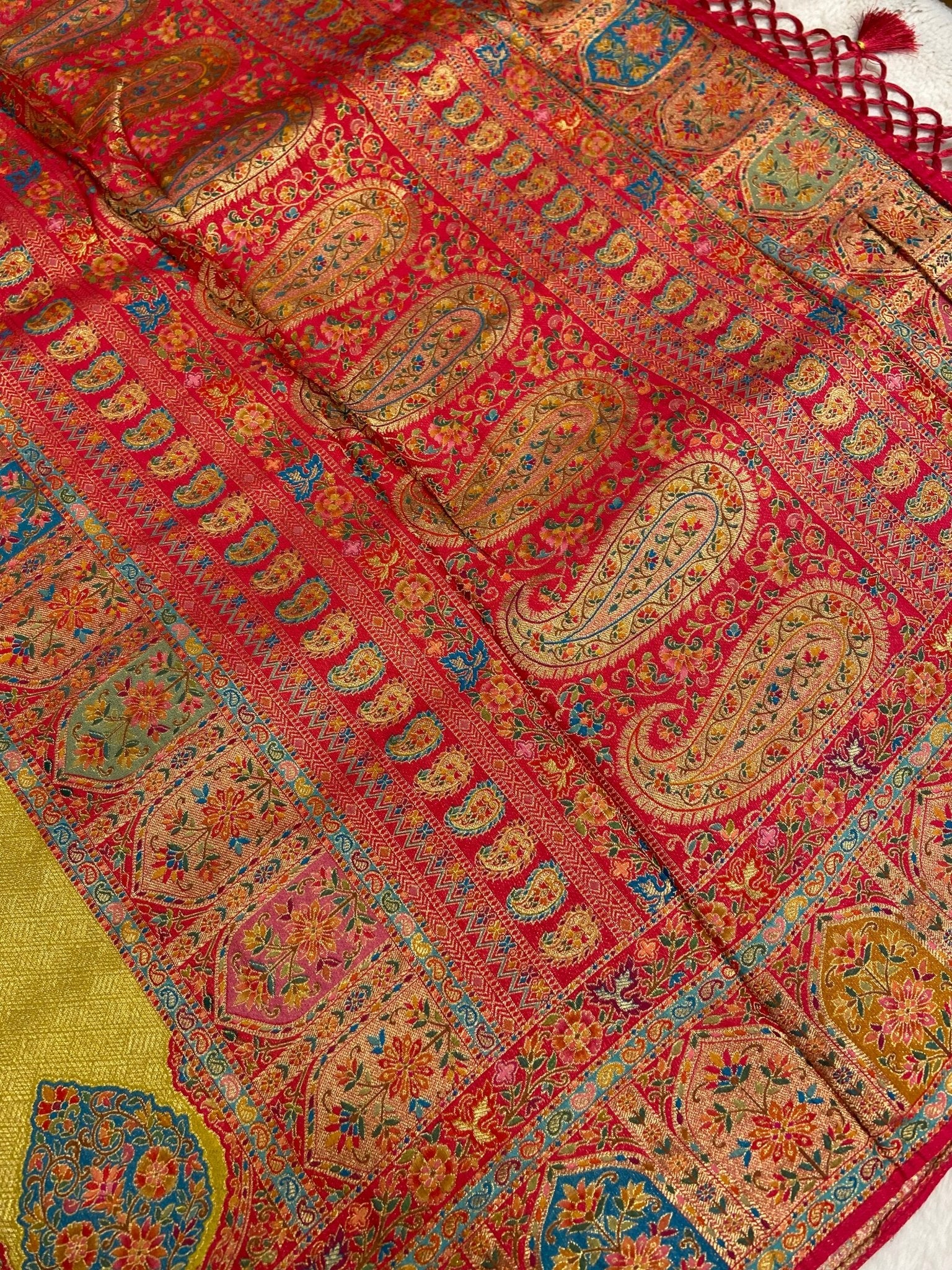 Premium Banarasi crepe silk saree with ready blouse - Kanjeevaram Silk Mandir