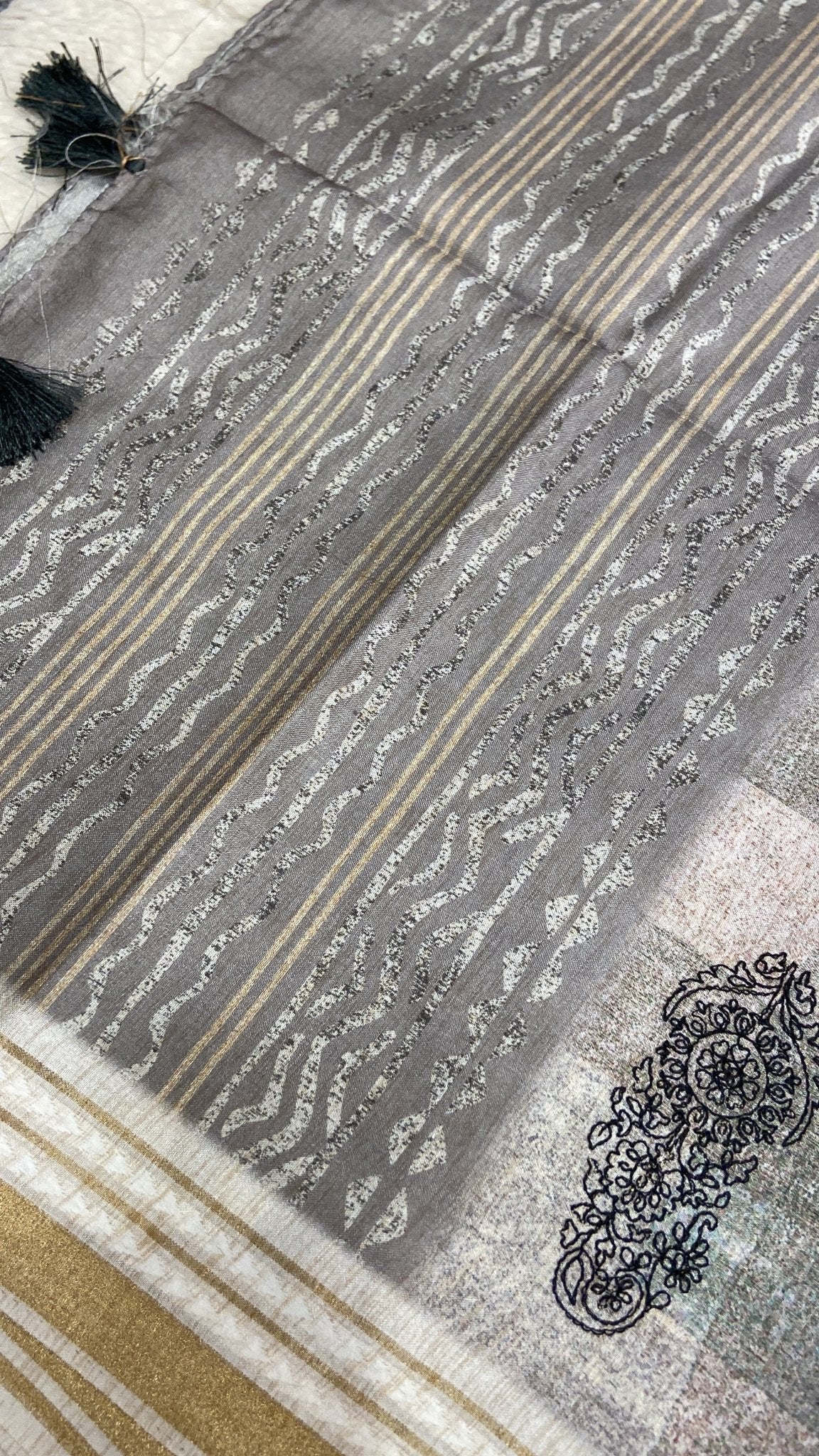 Premium Butter Silk Saree💚 - Kanjeevaram Silk Mandir